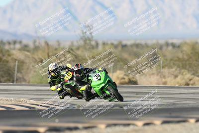 media/Dec-06-2025-CVMA (Sat) [[4a896cc04c]]/Race 9-500-400-350 Supersport/